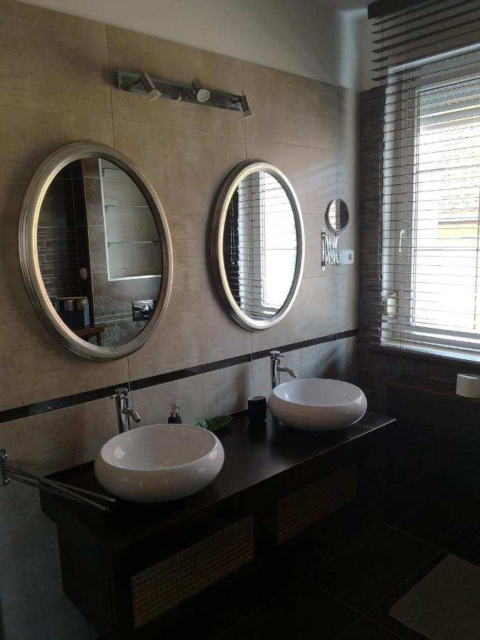Hotello Apartmanhaz Es Panzio Zalaegerszeg Dış mekan fotoğraf