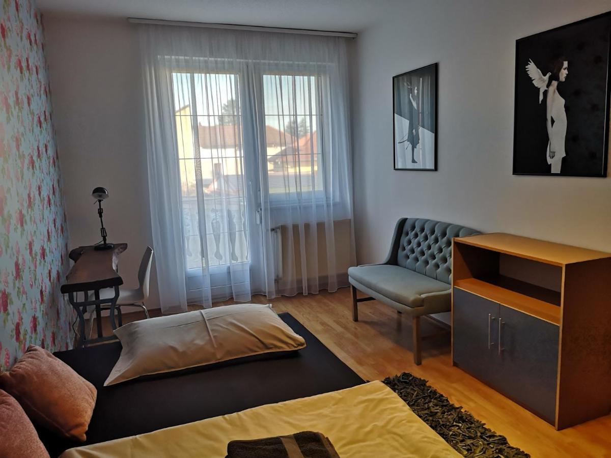 Hotello Apartmanhaz Es Panzio Zalaegerszeg Dış mekan fotoğraf