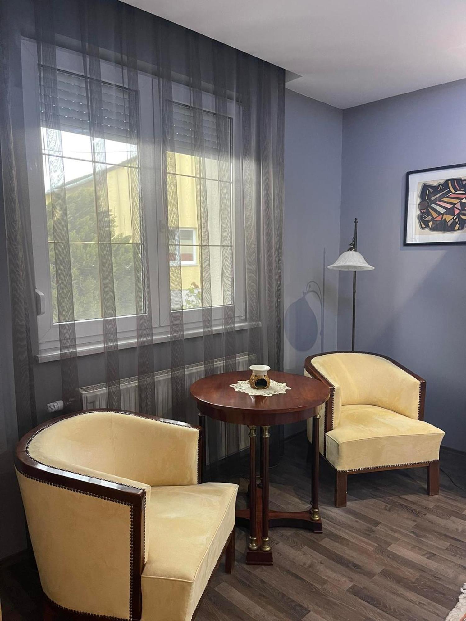 Hotello Apartmanhaz Es Panzio Zalaegerszeg Dış mekan fotoğraf